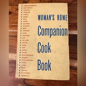 Woman's Home Companion Cookbook - Vintage Yellow Edition